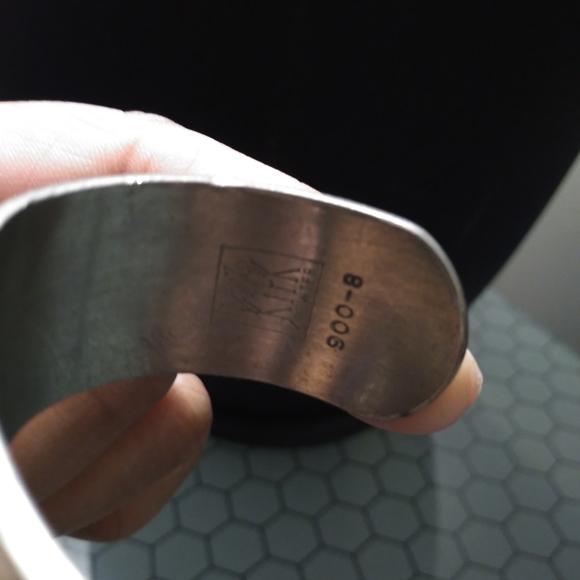 Bracelet - Picture 2 of 7